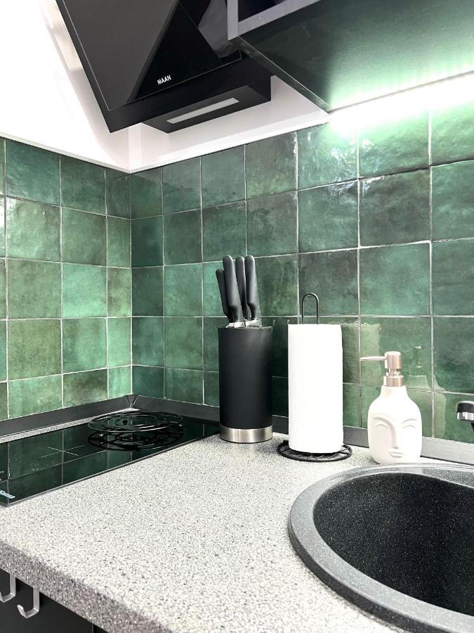 Green Spot - Premium Studio - Sanador Victoriei Bucharest Luaran gambar